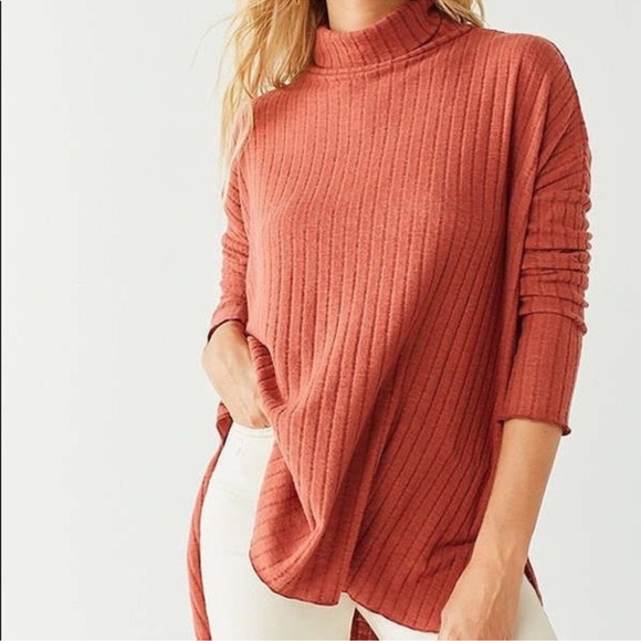 Cozy Ribbed Turtleneck Sweater in Coral - Picture 5 of 6